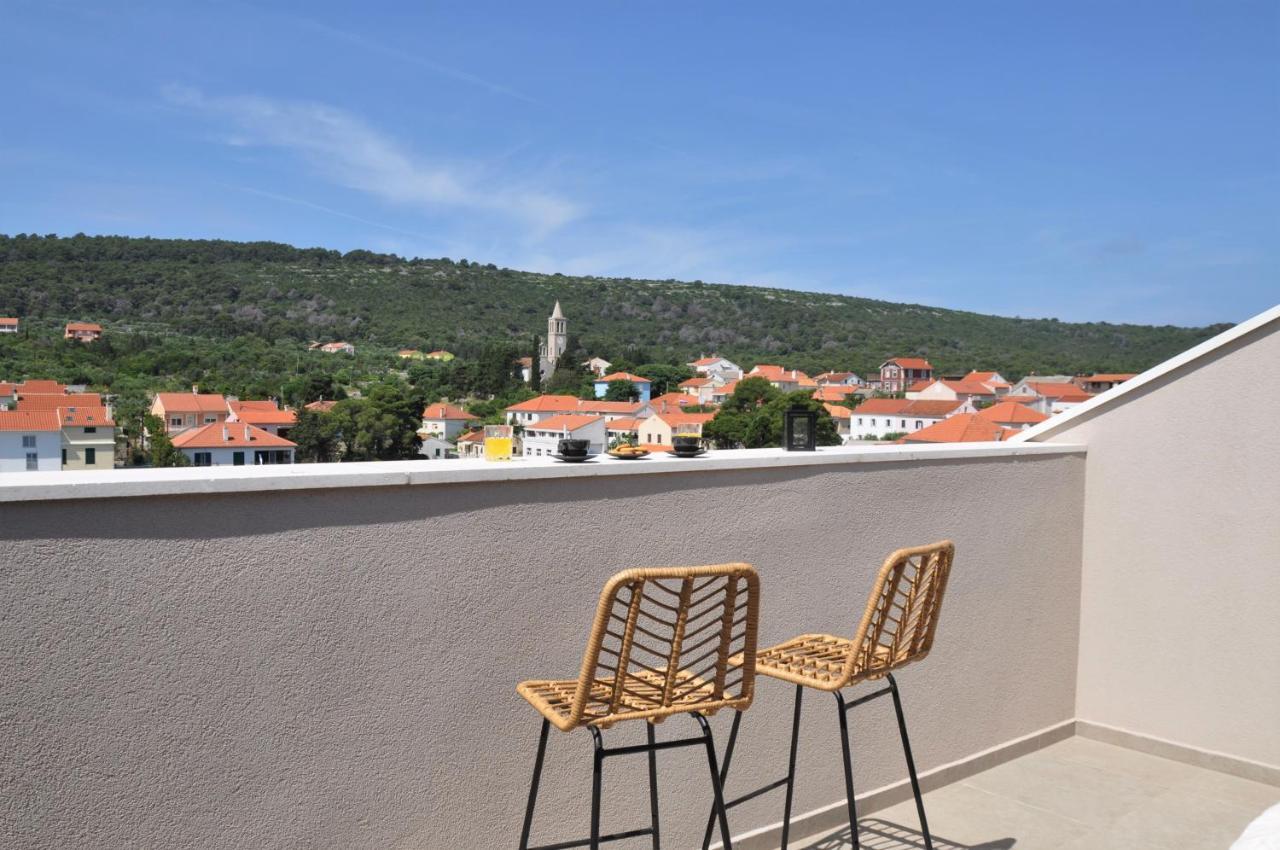 Sol Luxury Residence Near The Beach With Shared Heated Pool Bozava Exterior photo